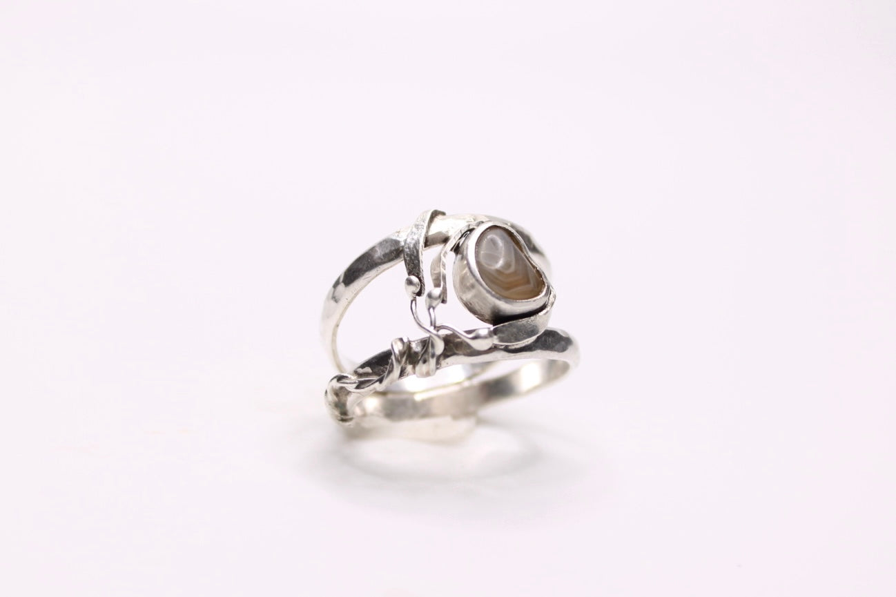 Midwinter; Agate